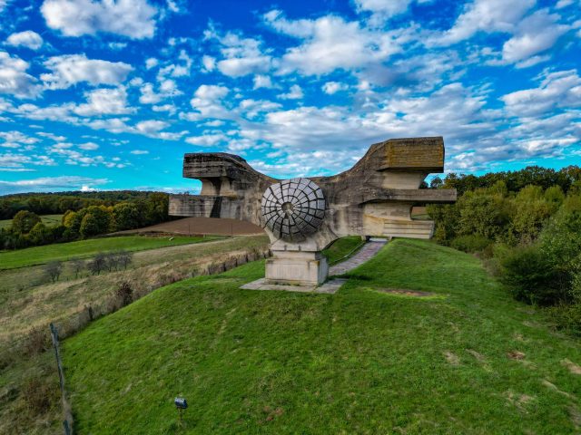 Redécouvrez le patrimoine religieux de Peynier : un week-end inoubliable vous attend !
